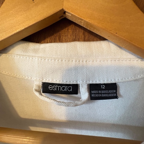 Esmara White Denim Jacket • Cropped Raw Hem Jean Jacket • Casual Layer • Size 12 - Picture 3 of 4